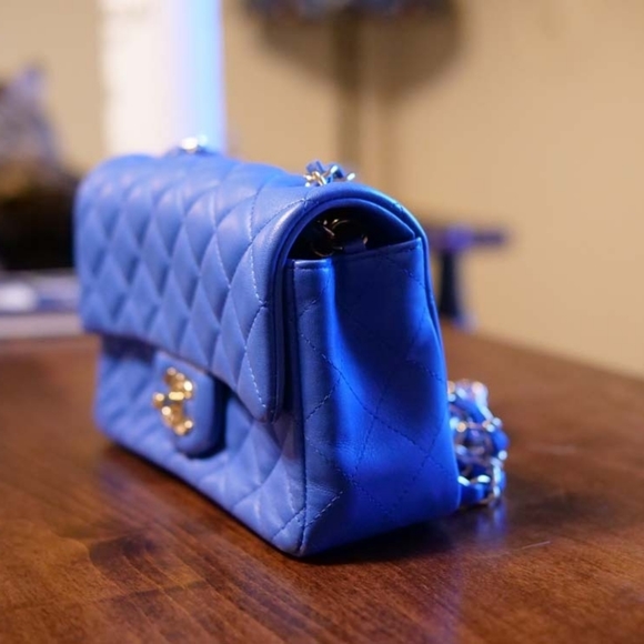 Chanel rectangular lambskin mini flap - Picture 2 of 8